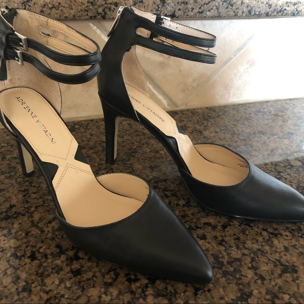 Adrienne Vittadini leather ankle strap heels Sz 8